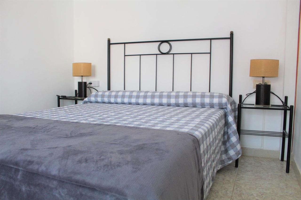 Casa Victor Villa Benissanet Bagian luar foto